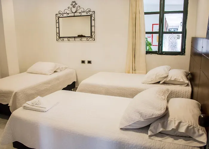 Hotel Los Portales Inn